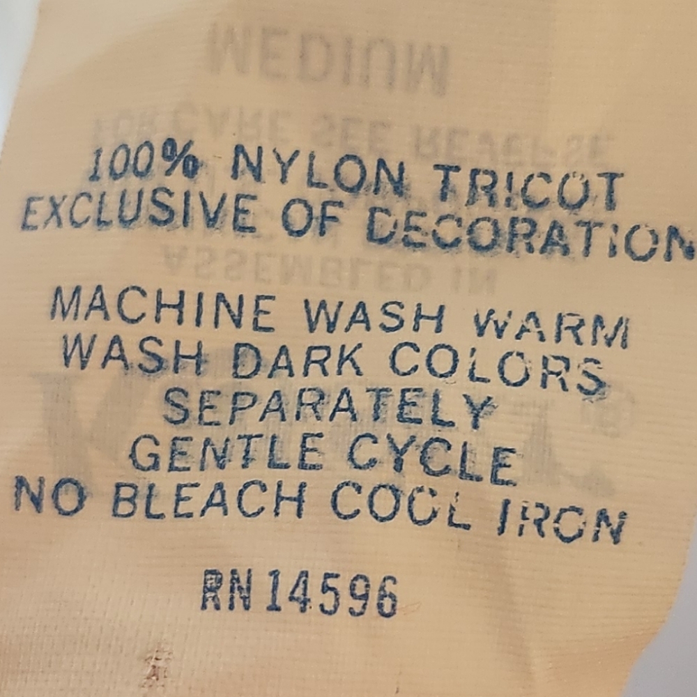 Vintage Medium 60s 70s Red Kayser 100% Nylon Slip Dress Nightgown - Picture 7 of 7